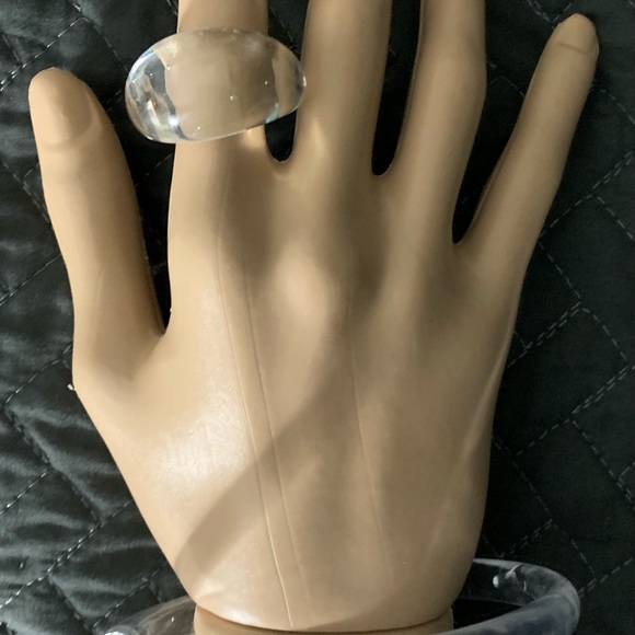 Woman’s acrylic dome ring and bracelet. NWNT. Size 7.5 ring approximate - Picture 12 of 12